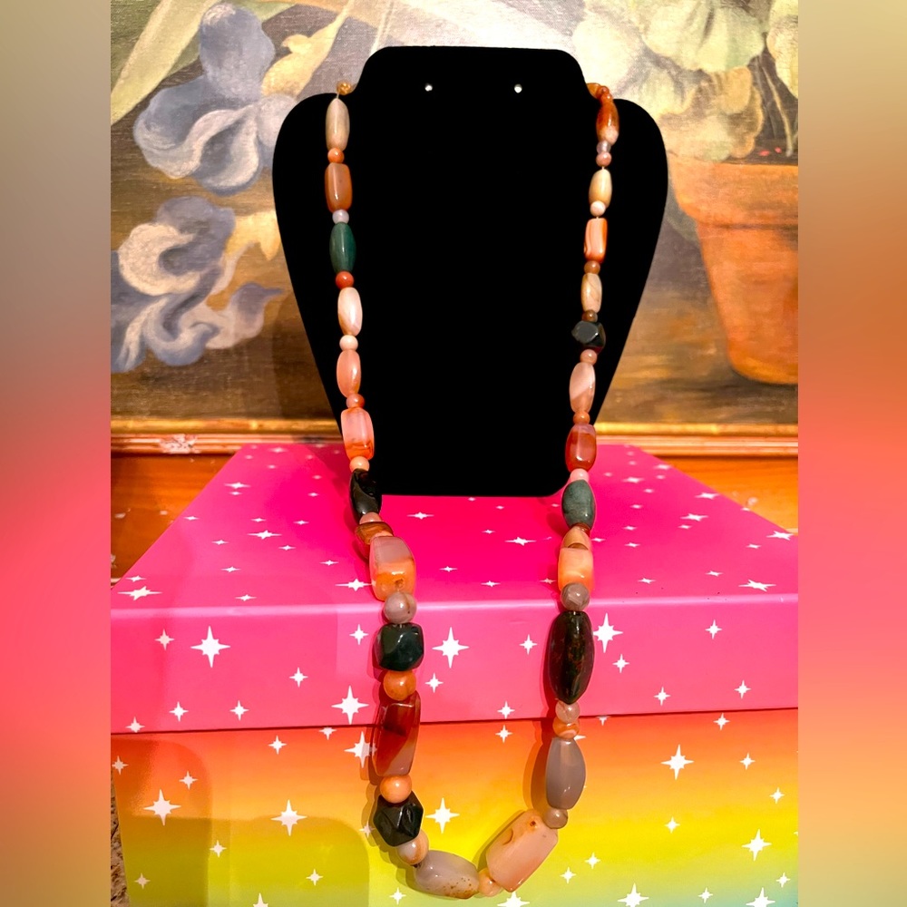 Beggars Beads Vintage all authentic Semi Precious Stones. Boho Necklace 1960s.